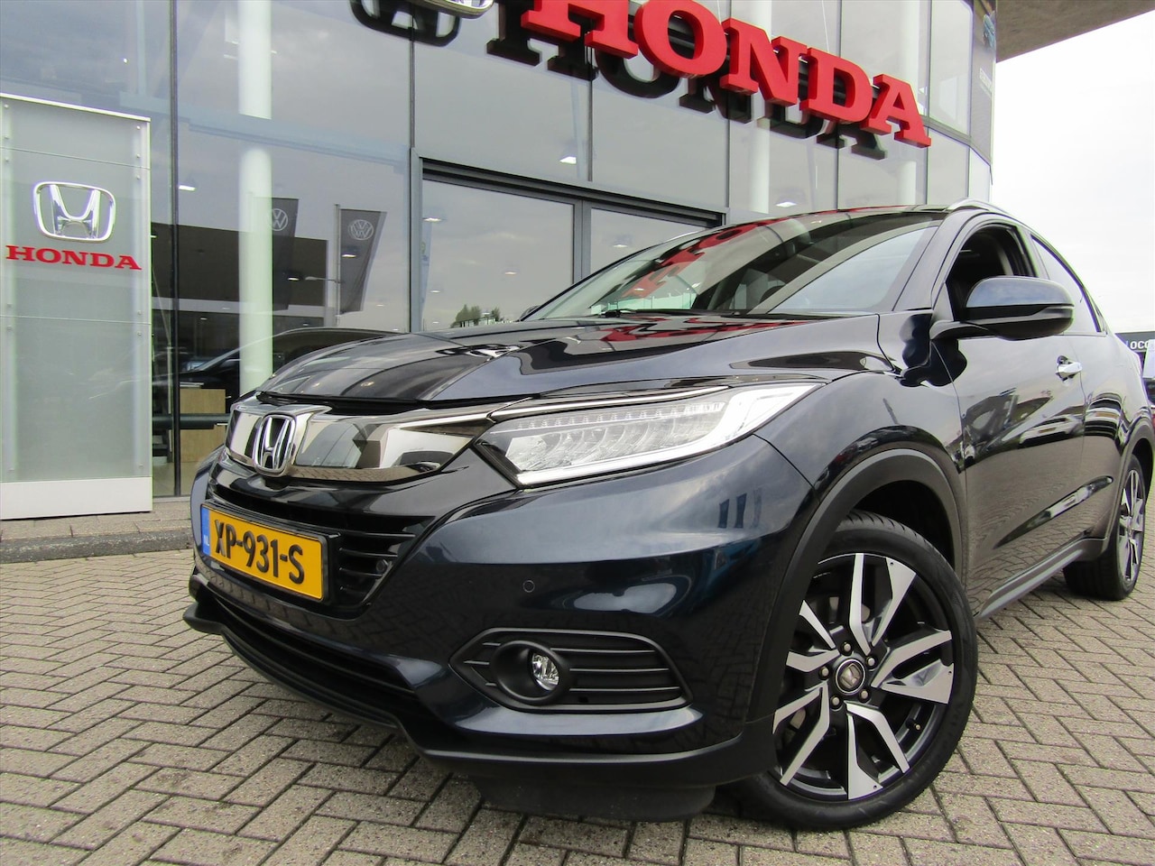 Honda HR-V - 1.5 i-VTEC 130pk CVT Executive, trekhaak,alarm - AutoWereld.nl