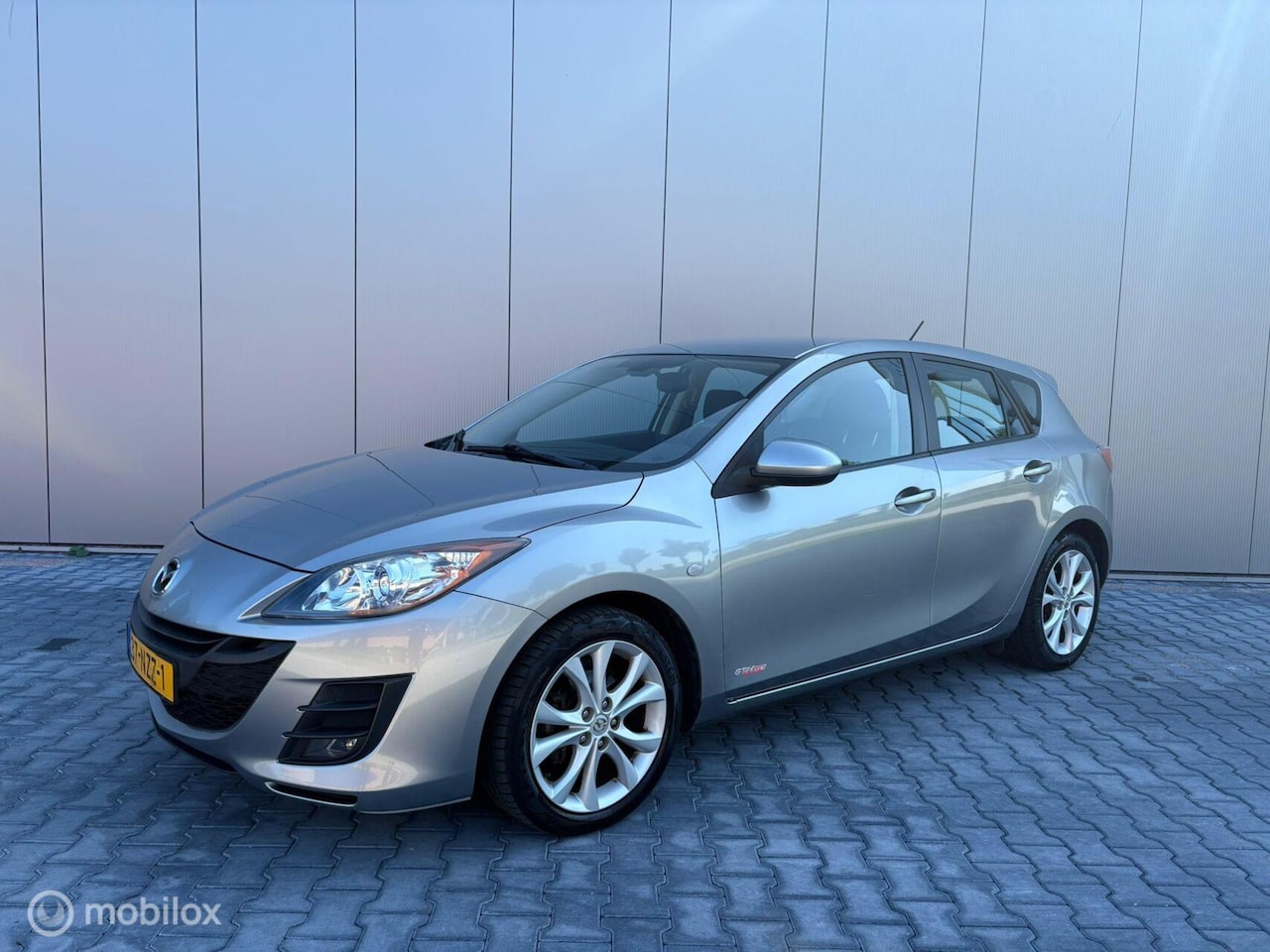Mazda 3 - 1.6 GT-M Line | PDC | Stoelverw.|Airco|Nieuwe APK - AutoWereld.nl