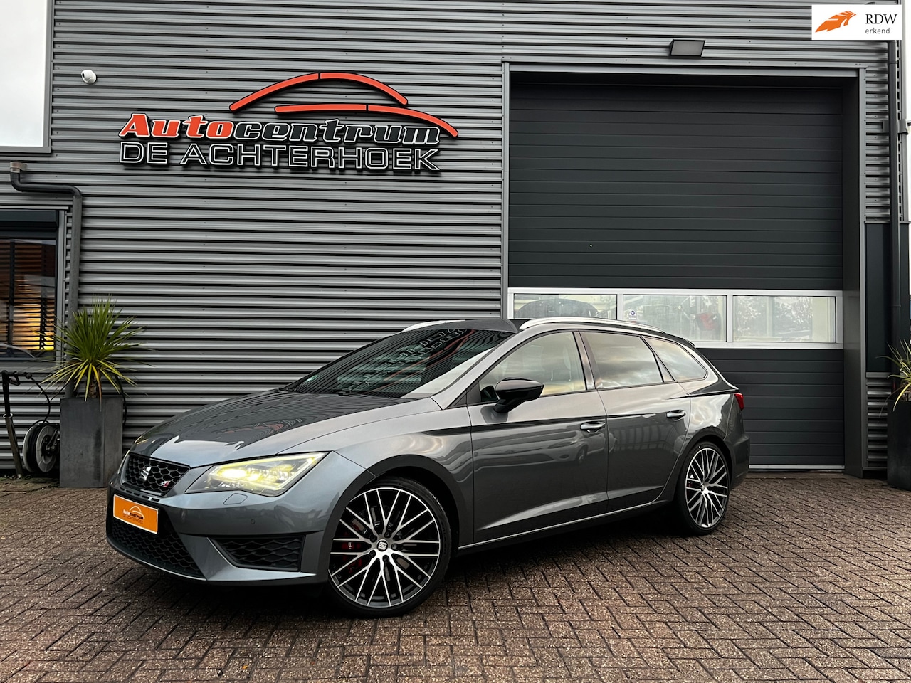SEAT Leon - 2.0 TSI Cupra 280 DSG I LED I 19 inch - AutoWereld.nl