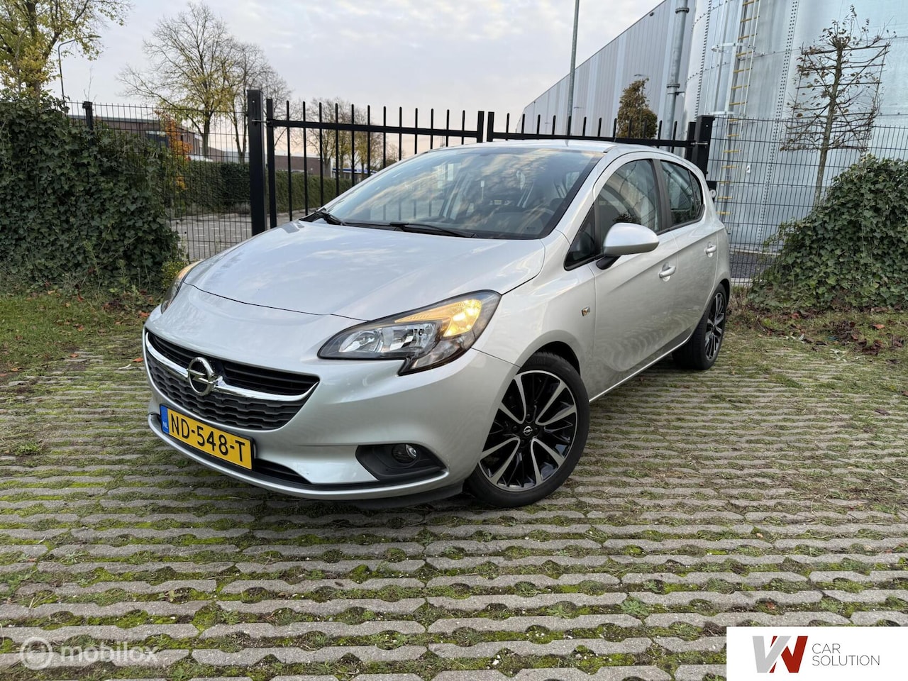 Opel Corsa - 1.4 Edition NAP SPORT STOEL/STUURVW TREKH CRUISE - AutoWereld.nl