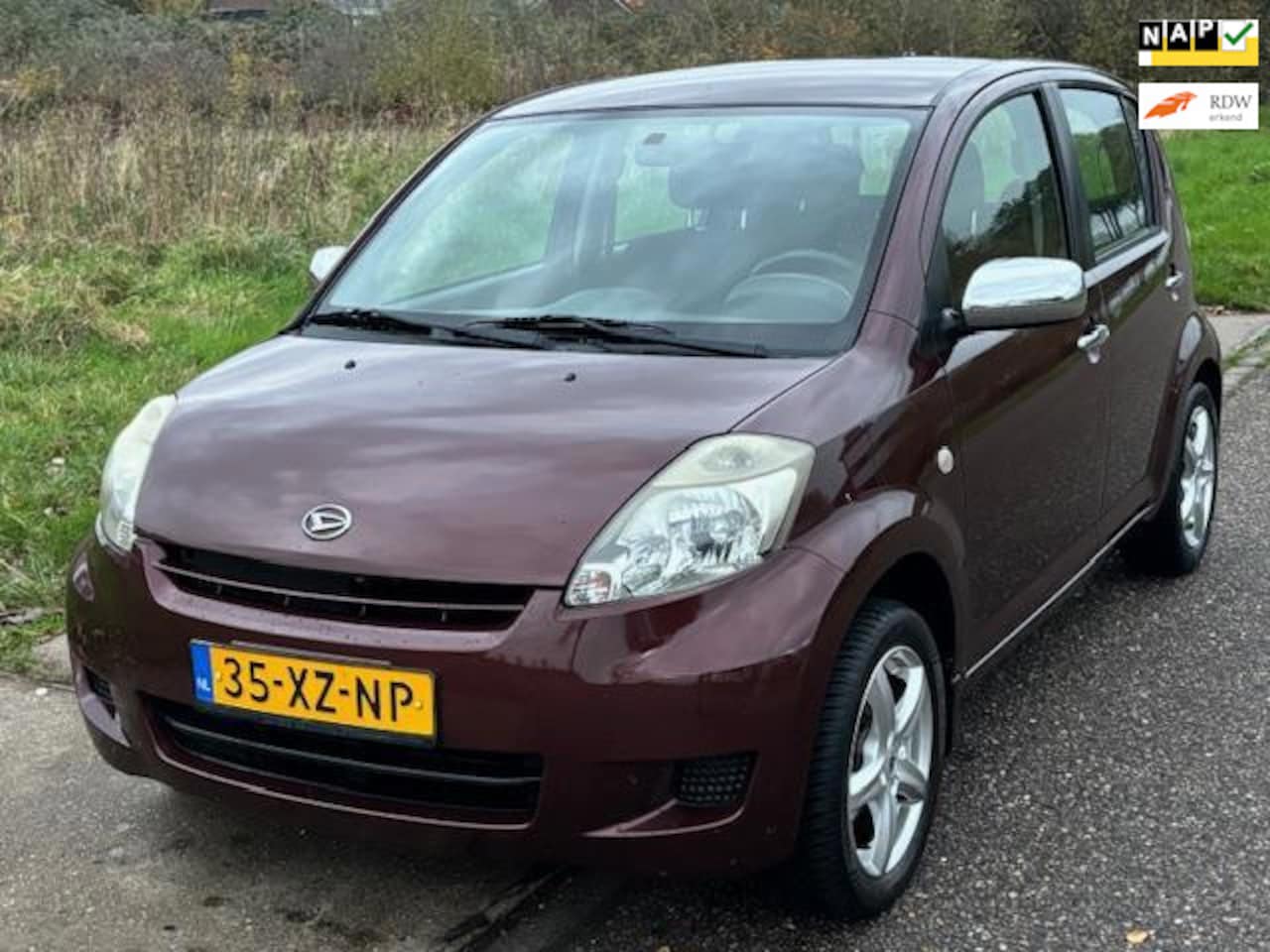 Daihatsu Sirion 2 - 1.3-16V Prestige Airco Electric pakket Audio/CD LMV 15" Colorpakket Afneembare trekhaak De - AutoWereld.nl