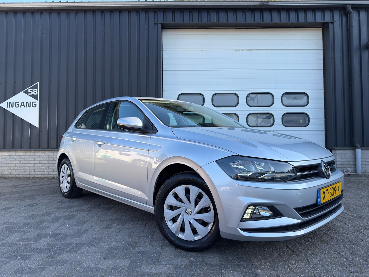 Volkswagen Polo - 1.0 TSI Comfortline/navi/airco/DAB/adaptive cruise/1e eigenaar - AutoWereld.nl