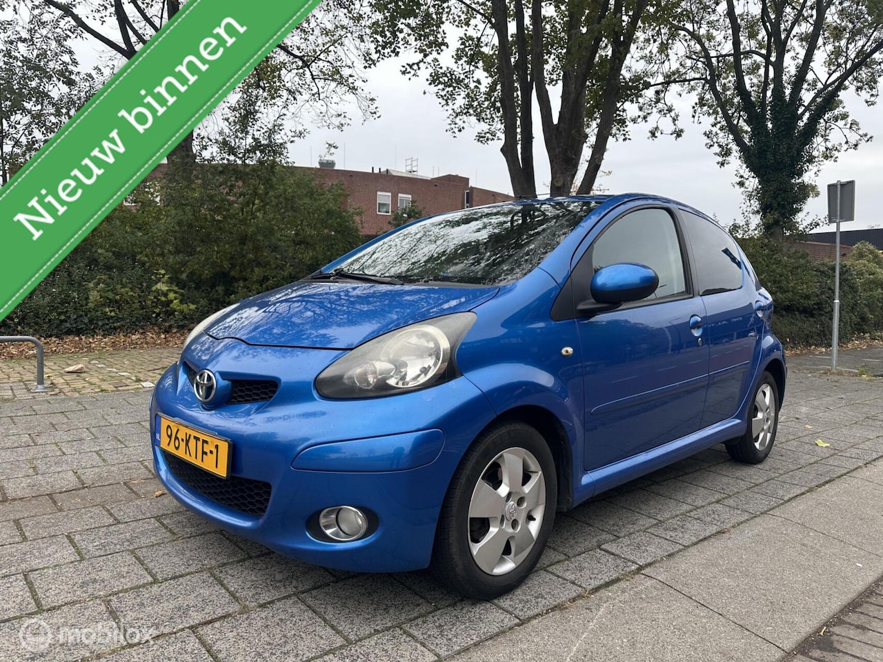 Toyota Aygo - 1.0-12V Dynamic Blue 1.0-12V Dynamic Blue - AutoWereld.nl