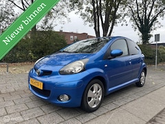 Toyota Aygo - 1.0-12V Dynamic Blue
