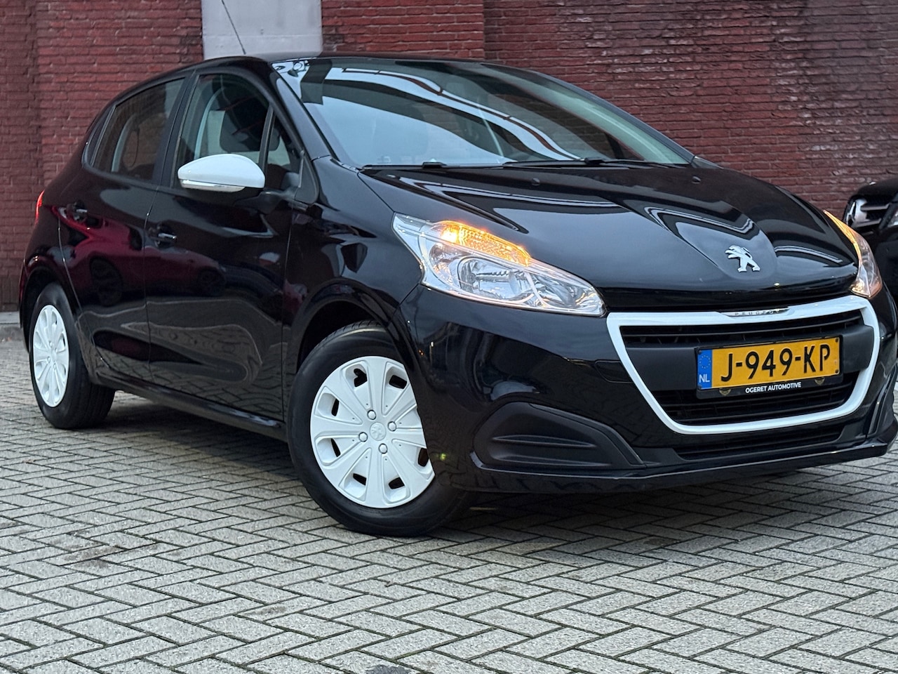 Peugeot 208 - 1.2 PureTech|5DRS|NAVI|AIRCO|CRUISE|ELEKT.RAMEN - AutoWereld.nl