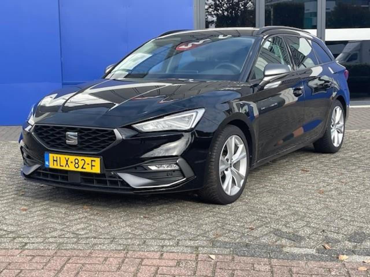SEAT Leon Sportstourer - 1.5 eTSI FR Business Intense 1.5 eTSI FR Business Intense - AutoWereld.nl
