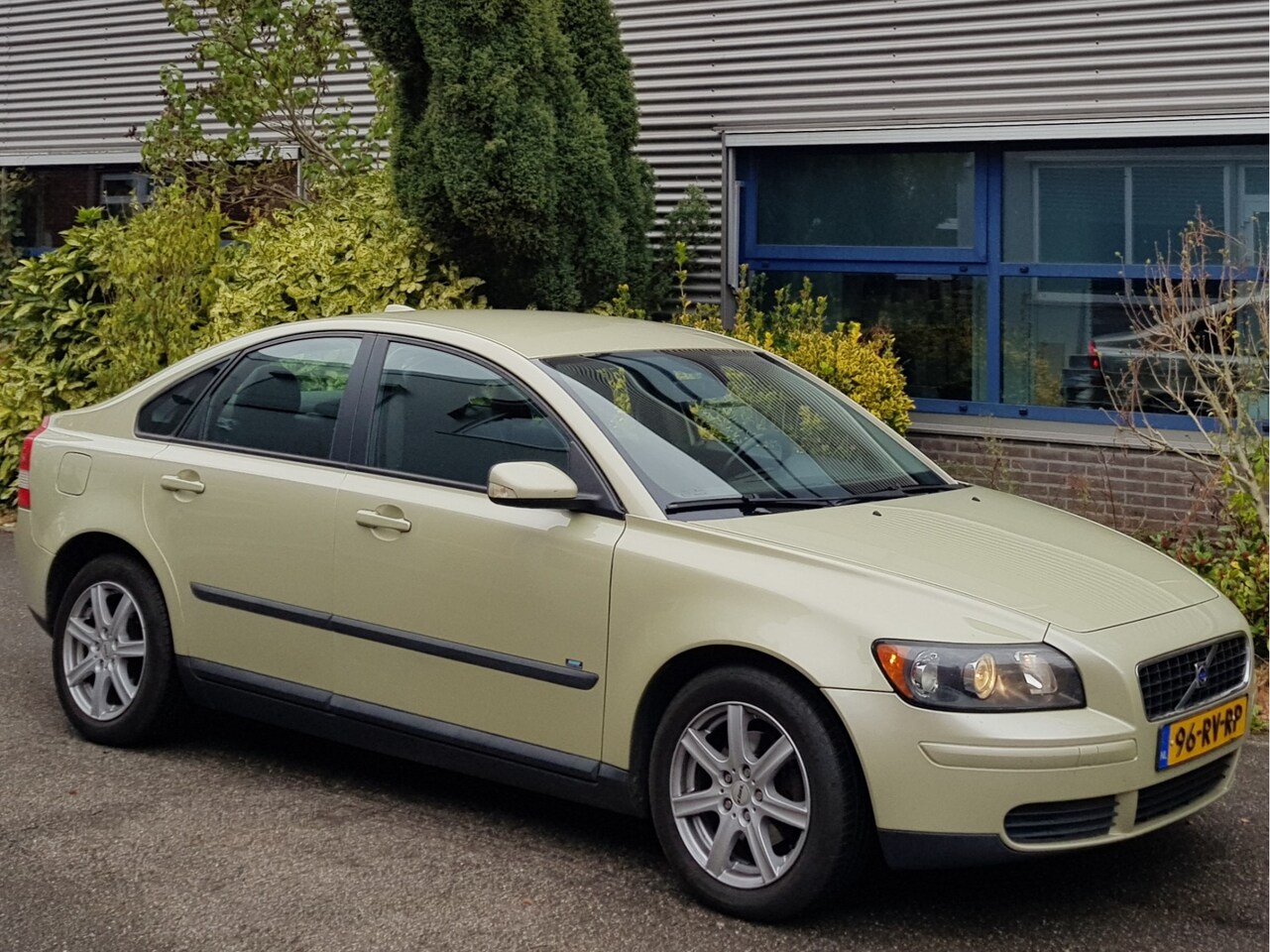 Volvo S40 - 1.8 Nette Staat! Airco Trekhaak Cruise LmVlg - AutoWereld.nl