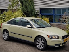 Volvo S40 - 1.8 Nette Staat Airco Trekhaak Cruise LmVlg