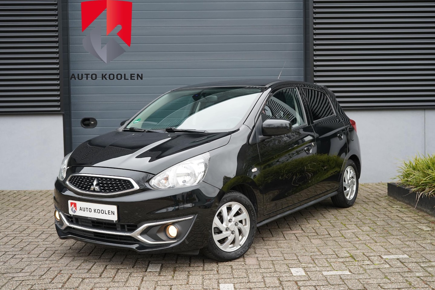 Mitsubishi Space Star - 1.2 Life Cruise control/ Airco/ 5 deurs - AutoWereld.nl
