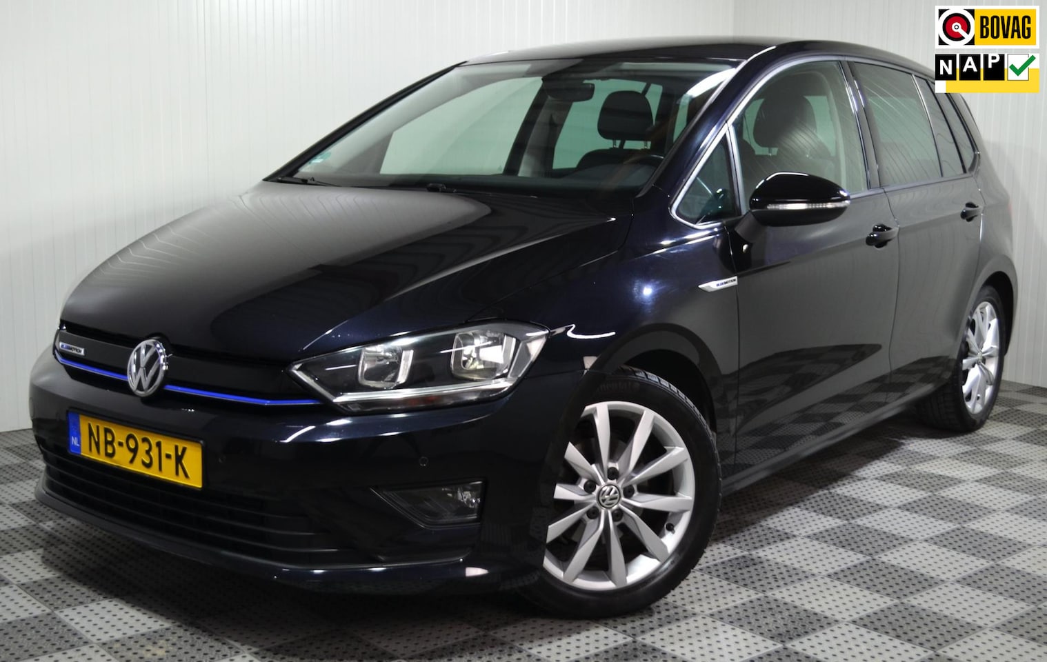 Volkswagen Golf Sportsvan - 1.0 TSI Comfortline / 140pk / Trekhaak / Carplay / Pdc / NL auto - AutoWereld.nl
