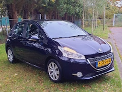 Peugeot 208 - 1.2 VTi Envy 5 deurs compleet onderhouden