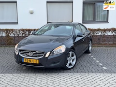 Volvo S60 - 2.0T Intro Edition NAP APK XENON AUTOMAAT