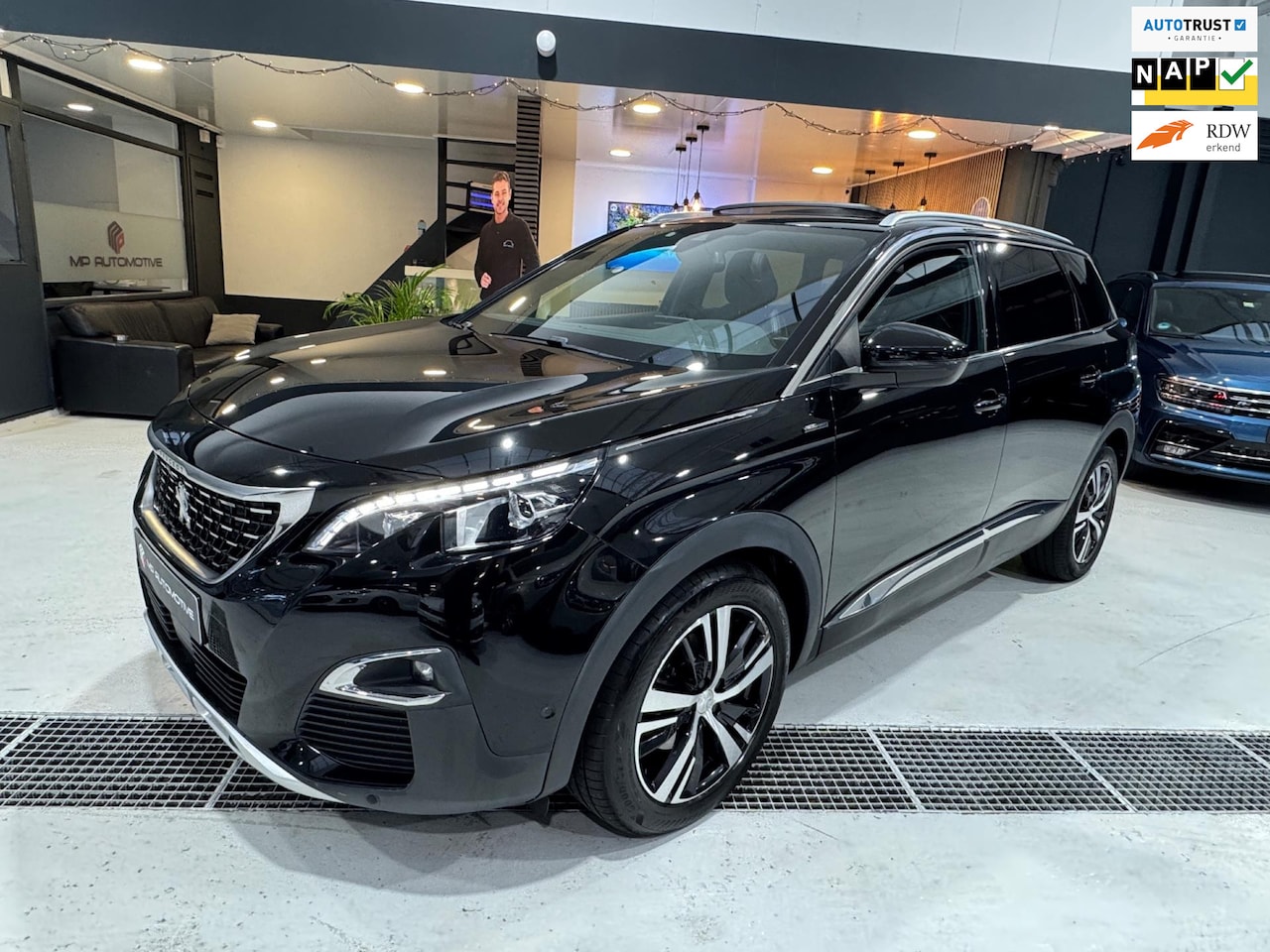 Peugeot 5008 - 1.6 e-THP GT-Line AUT|LPG|7P|Pano|Massage|Led|Navi|FULL - AutoWereld.nl