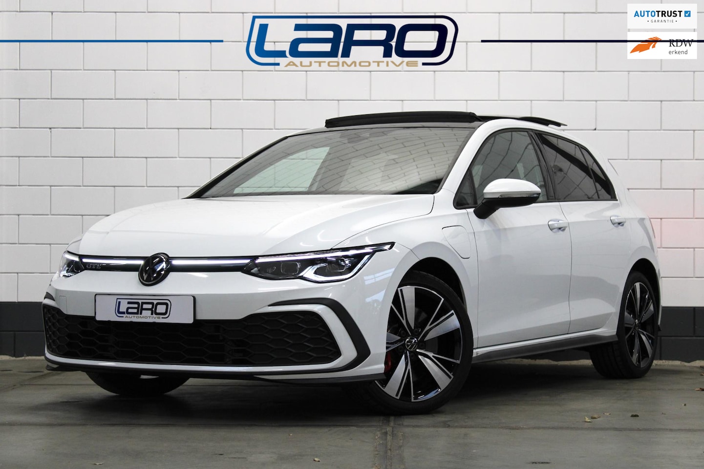 Volkswagen Golf - 1.4 eHybrid GTE | Pano ACC IQ.Lights Cam. Sfeer CarPlay Recent onderhoud - AutoWereld.nl