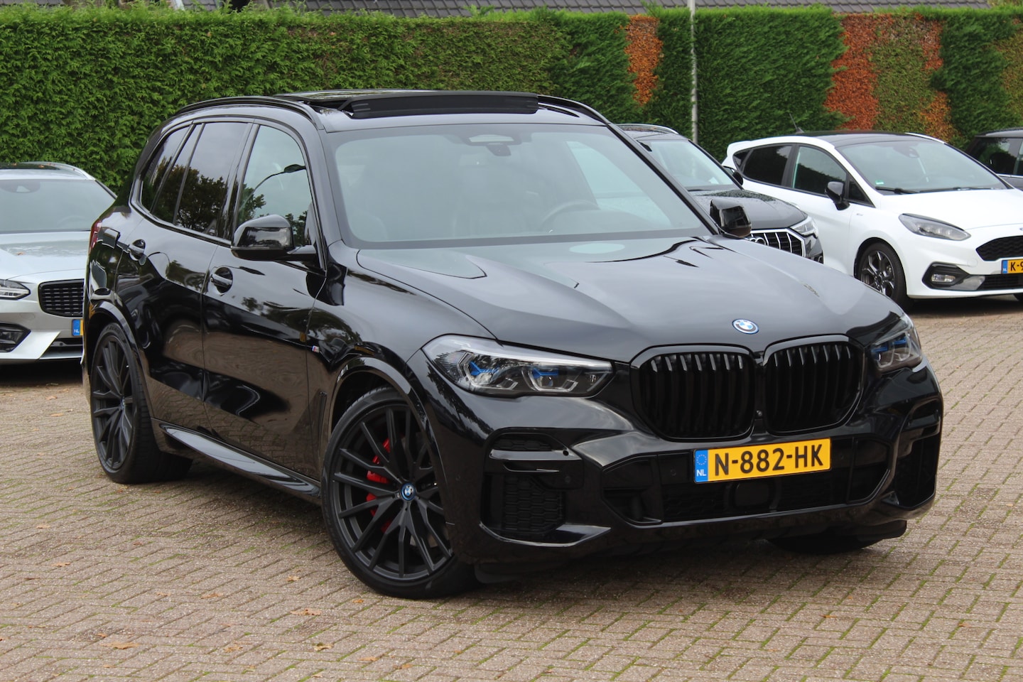 BMW X5 - xDrive45e High Exe. NL Auto. / Full option! / Trekhaak / Panoramadak / 360Camera / Head-up - AutoWereld.nl