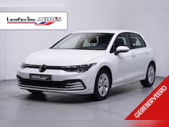 Volkswagen Golf - 1.0 eTSI Life Navi Camera PDC v+a Apple Carplay 1e Eig. NAP