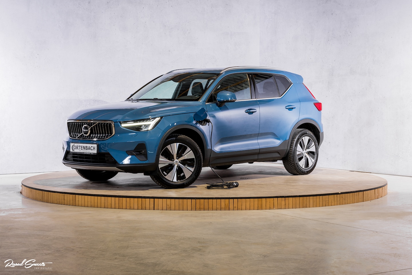 Volvo XC40 - 1.5 T4 Plug-in hybrid Core Bright | Adaptieve cruise | Memory | Blis | Leder | - AutoWereld.nl