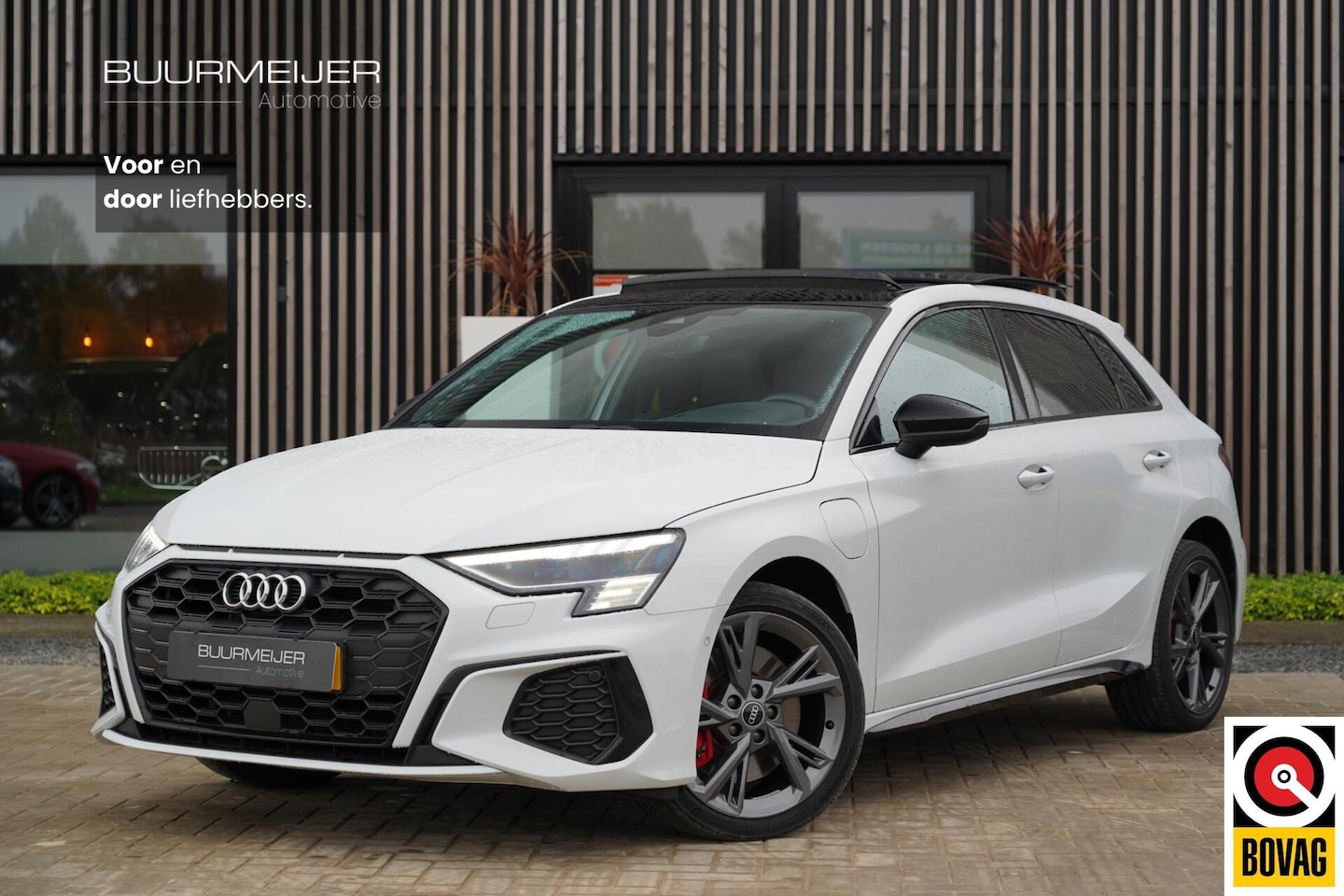 Audi A3 Sportback - 45 TFSI e S edition Competition | Dealer onderhouden | Schuif/kanteldak | RS Stoelen | Hea - AutoWereld.nl
