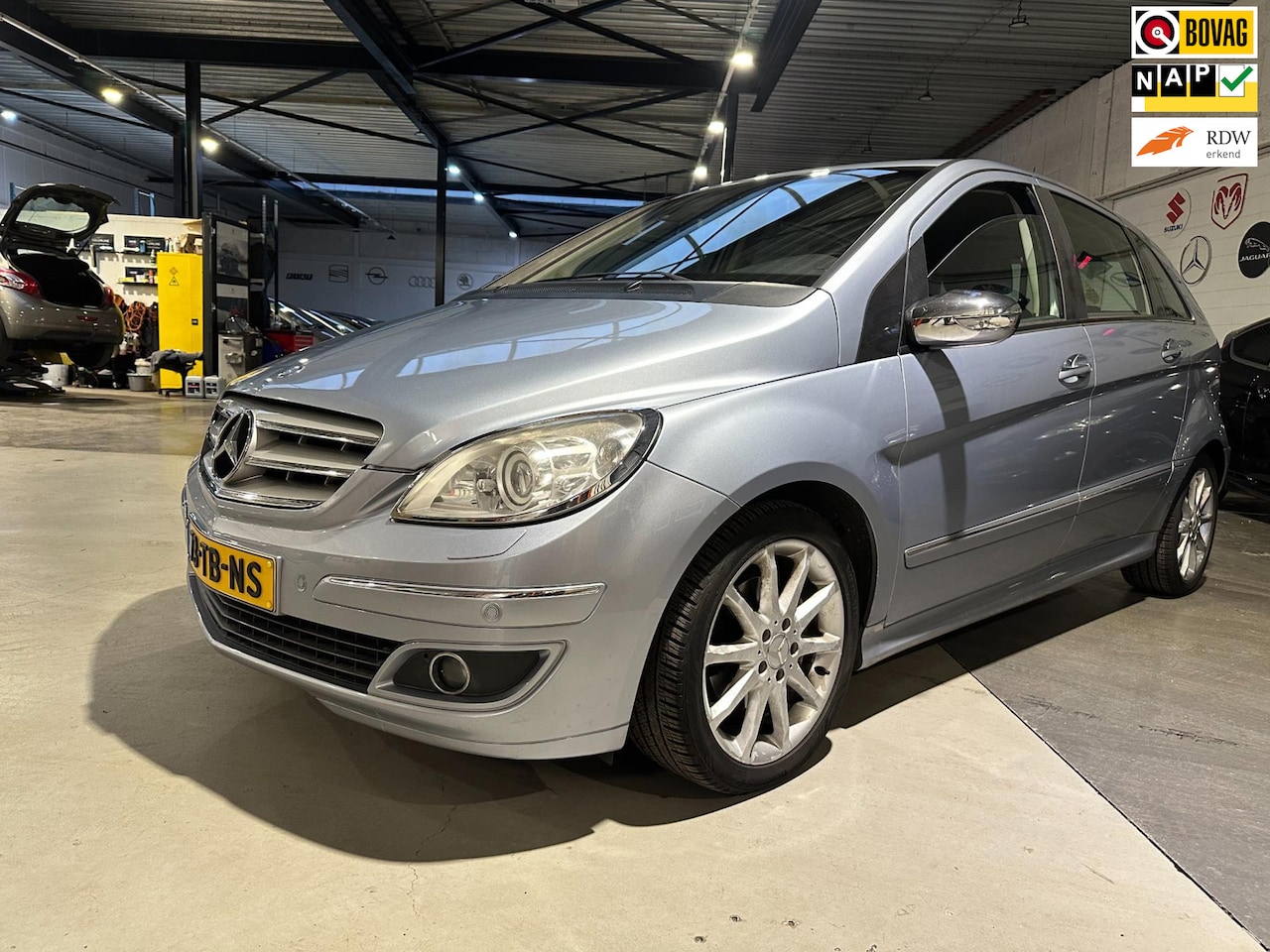 Mercedes-Benz B-klasse - 200/Leder/Xenon/Navi/Camera/Dealer onderhouden/Apk nw - AutoWereld.nl