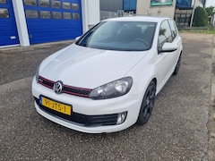Volkswagen Golf - 2.0 GTI