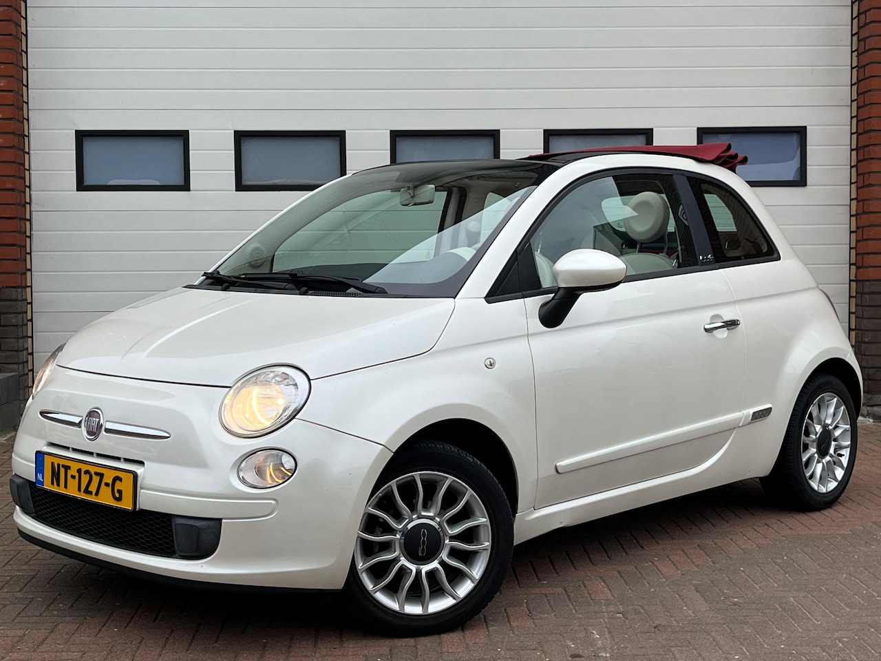 Fiat 500 C - 1.2 Pop All Season banden | Nieuwe APK | Airco | Nieuwe Schokdempers - AutoWereld.nl