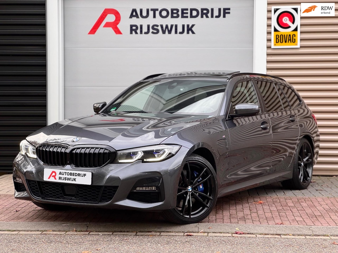 BMW 3-serie Touring - 330e High Executive M seats/Pano/Memory/H&K/360 - AutoWereld.nl