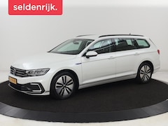 Volkswagen Passat Variant - 1.4 TSI PHEV GTE | Stoelverwarming | Massage | Camera | Adaptive cruise | Carplay | Matrix