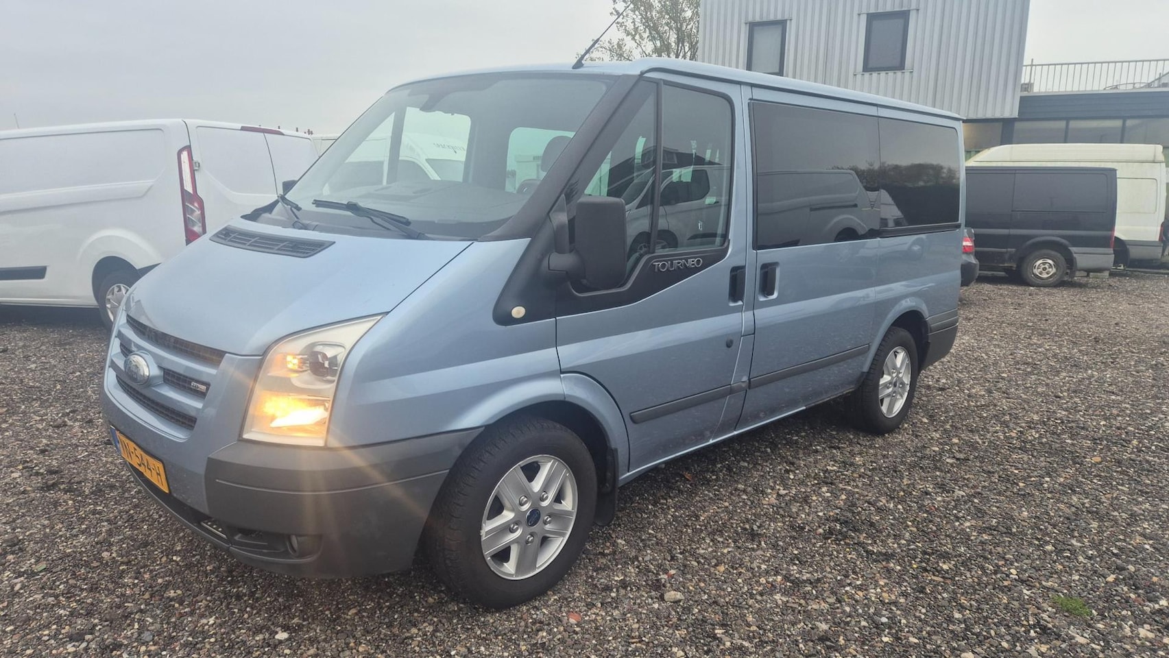 Ford Transit - 280S 2.2 TDCI DC 280S 2.2 TDCI DC - AutoWereld.nl