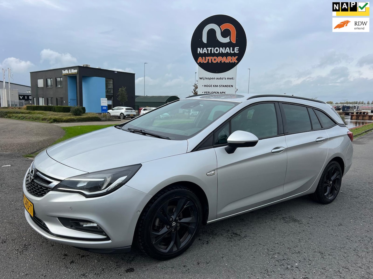 Opel Astra Sports Tourer - 2018 * 1.4 Business Executive * AUTOMAAT * CLIMA * ELEC. RAMEN * AIRCO * TOP AUTO! - AutoWereld.nl