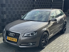 Audi A3 Sportback - 1.2 TFSI Attr. Adv| CLIMA| NAVI| CRUISE| TREKHAAK| NAP