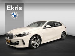 BMW 1-serie - 118i | M-Sportpakket | LED | Leder | Navigatie | Sportstoelen | Stoelverwarming | Chrome l