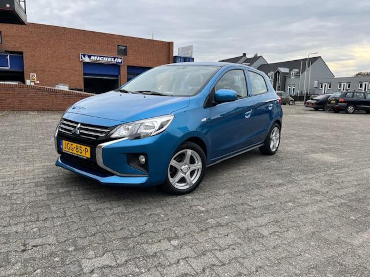 Mitsubishi Space Star - 1.2 Cool+ 1.2 cool+, nwe allseason banden , 1 jaar Bovag