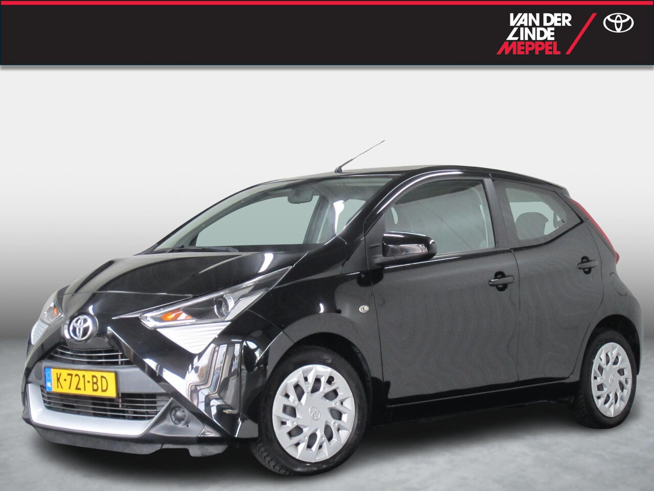 Toyota Aygo - 1.0 VVT-i x-play Airco Camera Apple Carplay - AutoWereld.nl