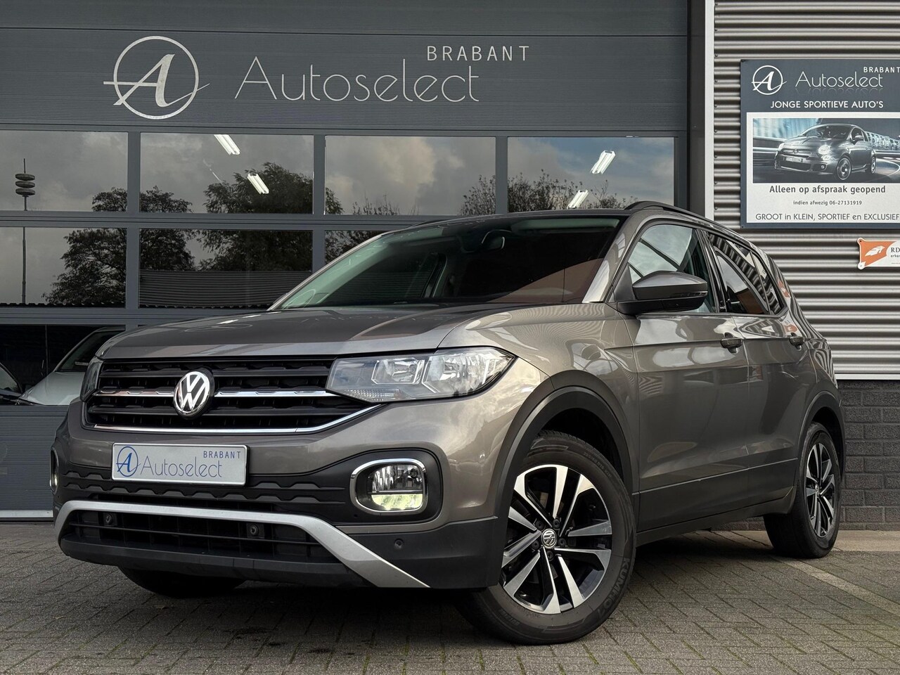 Volkswagen T-Cross - 1.0 TSI Life Clima CarPlay Camera - AutoWereld.nl