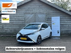 Toyota Aygo - 1.0 VVT-i x-play | Airco | Camera | Lichtmetaal | Elektrische ramen | Leuke auto