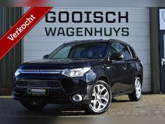 Mitsubishi Outlander - 2.0 PHEV Instyle | Stoelverwarming | Trekhaak | Camera | All Season |