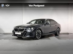 BMW 5-serie - Sedan 530e | M-Sport Pro | Travel Pack | Innovation Pack | Comfort Pack | Driving Assistan