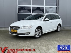 Volvo V70 - 2.0 D4 Polar+ Panorama Xenon Leder Elektrische Stoelen+Achterklep Navi