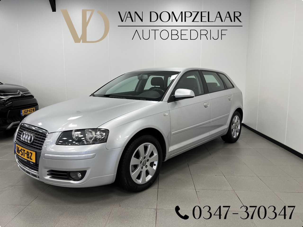 Audi A3 Sportback - 2.0 FSI 150PK Ambiente / 5-DRS / NL-AUTO / Youngtimer / - AutoWereld.nl