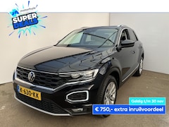 Volkswagen T-Roc - 1.5 TSI 150PK AUTOMAAT SPORT PANO VIRTUAL NAVI CAMERA PDC NAP
