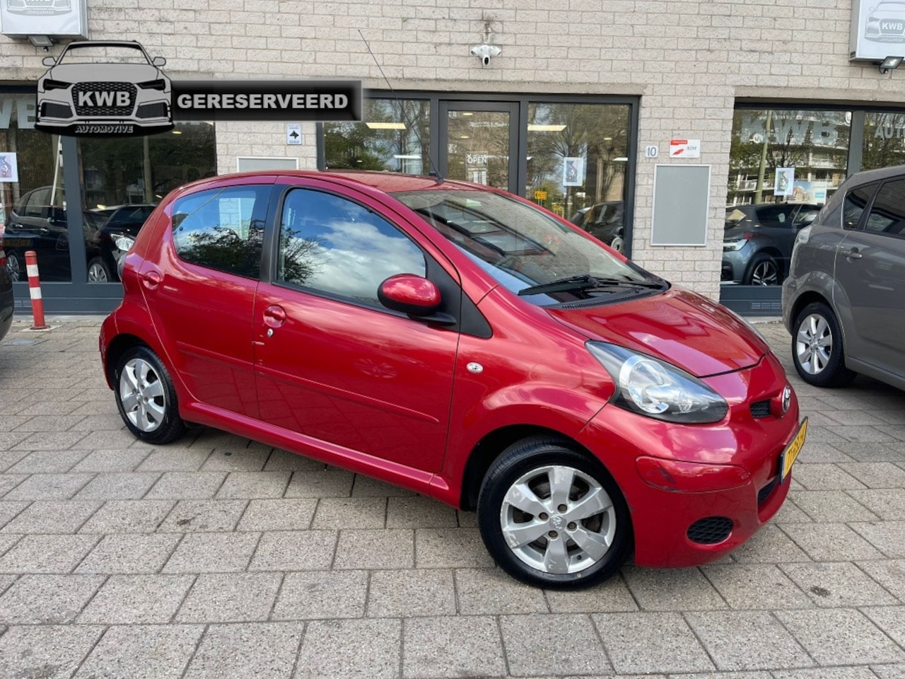 Toyota Aygo - 1.0-12V Asp.Red 5Drs Airco Nieuwe apk Beurt - AutoWereld.nl