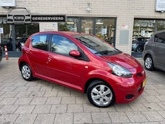 Toyota Aygo - 1.0-12V Asp.Red 5Drs Airco Nieuwe apk Beurt
