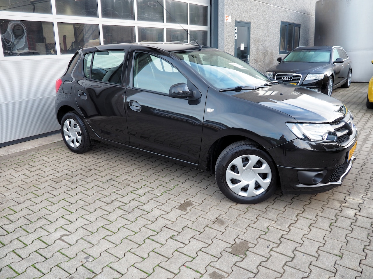 Dacia Sandero - 0.9 Tce Lauréate 1STE EIGENAAR AIRCO PARKEER S