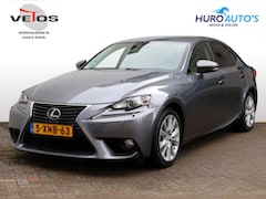 Lexus IS - 300h Edition | Leder | Stoelverwarming | Parkeersensoren