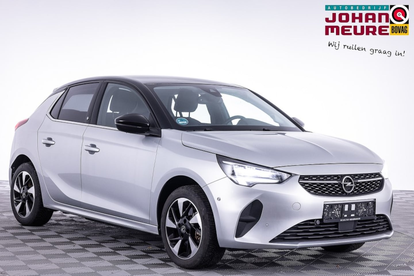 Opel Corsa-e - Elegance 50 kWh | SOH 100% | Full LED | Half LEDER | KEYLESS - AutoWereld.nl