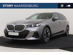 BMW 5-serie Touring - 530e M Sport Automaat / Trekhaak / Achteruitrijcamera / Comfort Access / Adaptieve LED / S