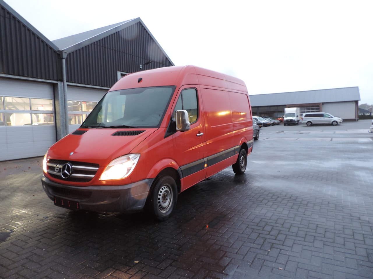 Mercedes-Benz Sprinter - 316 2.2 CDI 366 motor schade - AutoWereld.nl