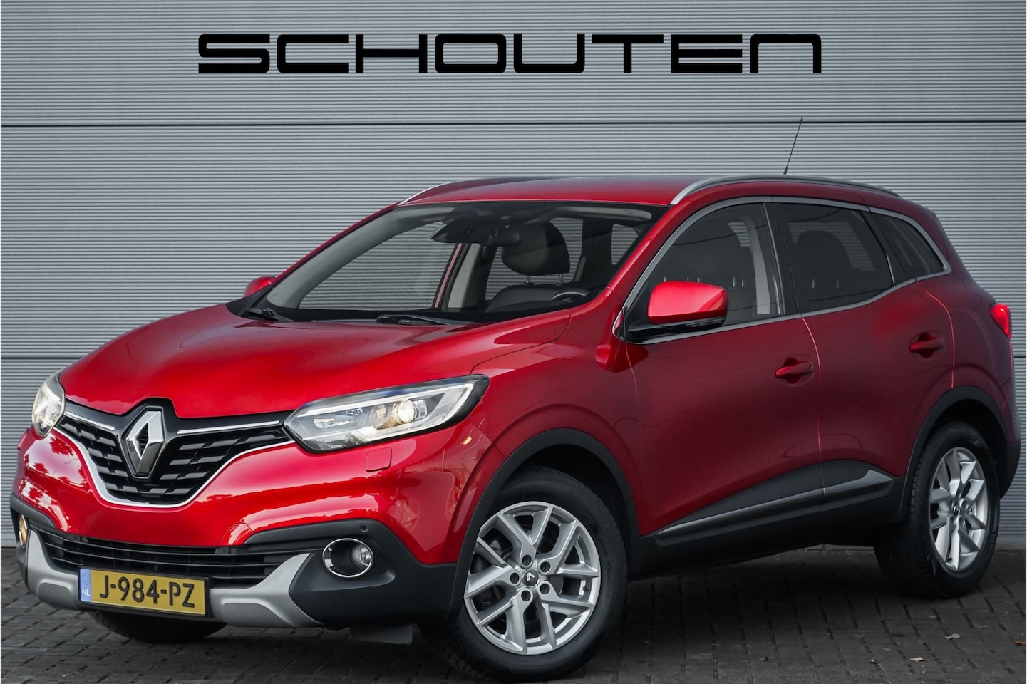 Renault Kadjar - 1.2 TCe Intens 130PK Automaat Trekhaak Navigatie PDC 17" - AutoWereld.nl