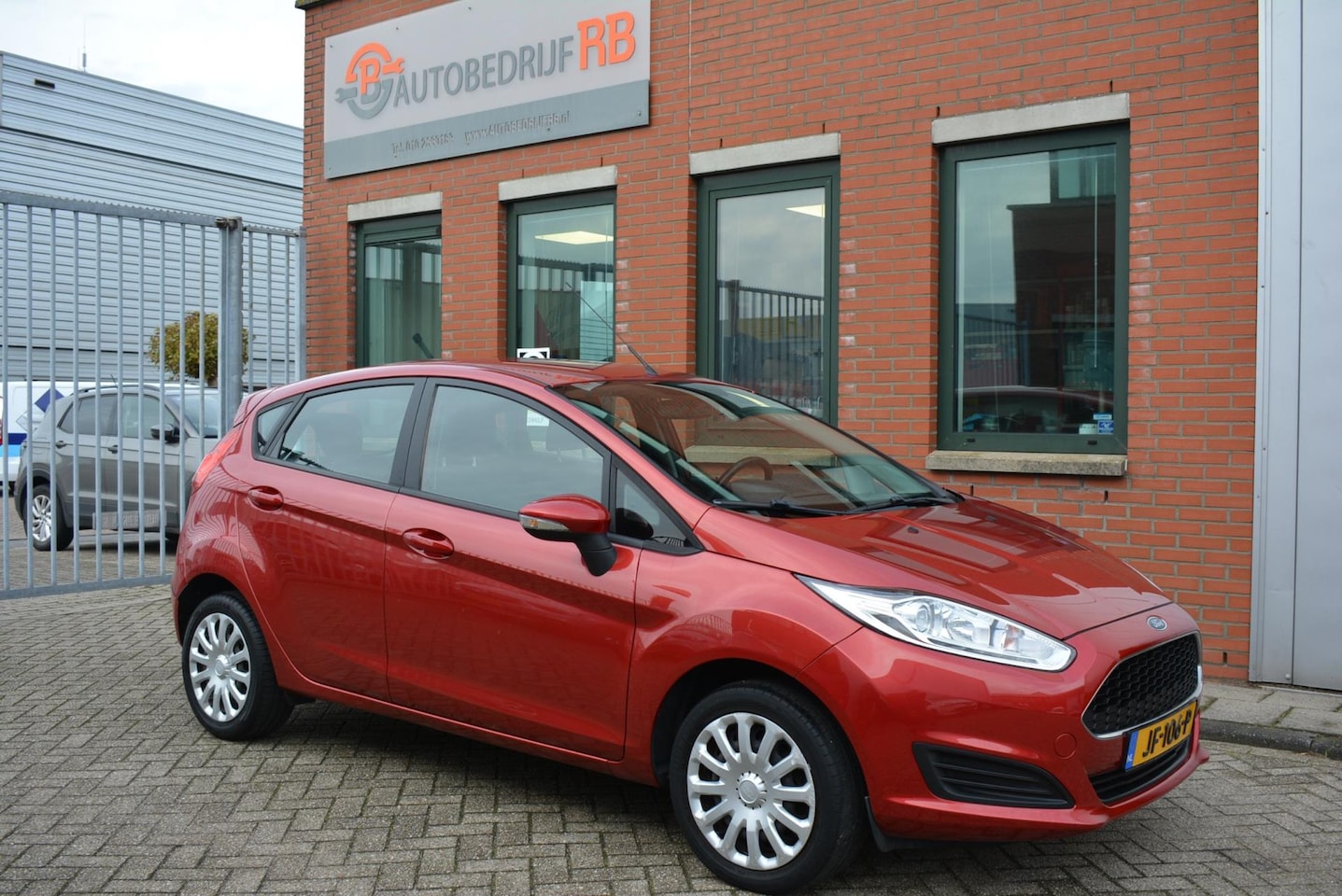 Ford Fiesta - 1.0 Style 5-deurs | Airco | Navi | Nette staat - AutoWereld.nl