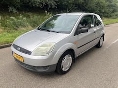 Ford Fiesta - 1.3 Style Nieuwe APK